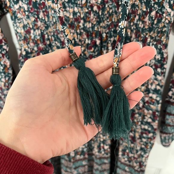 Knox Rose Floral Dress - Picture 3 of 6